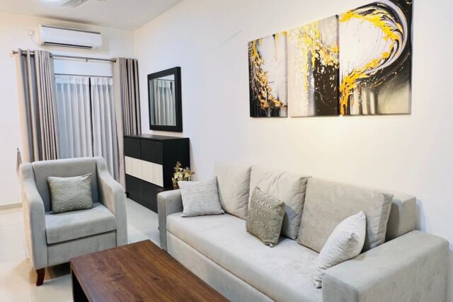 Identical Two Apartments For Rent In Rajigiriya Over Looking Nelum Kuluna.
